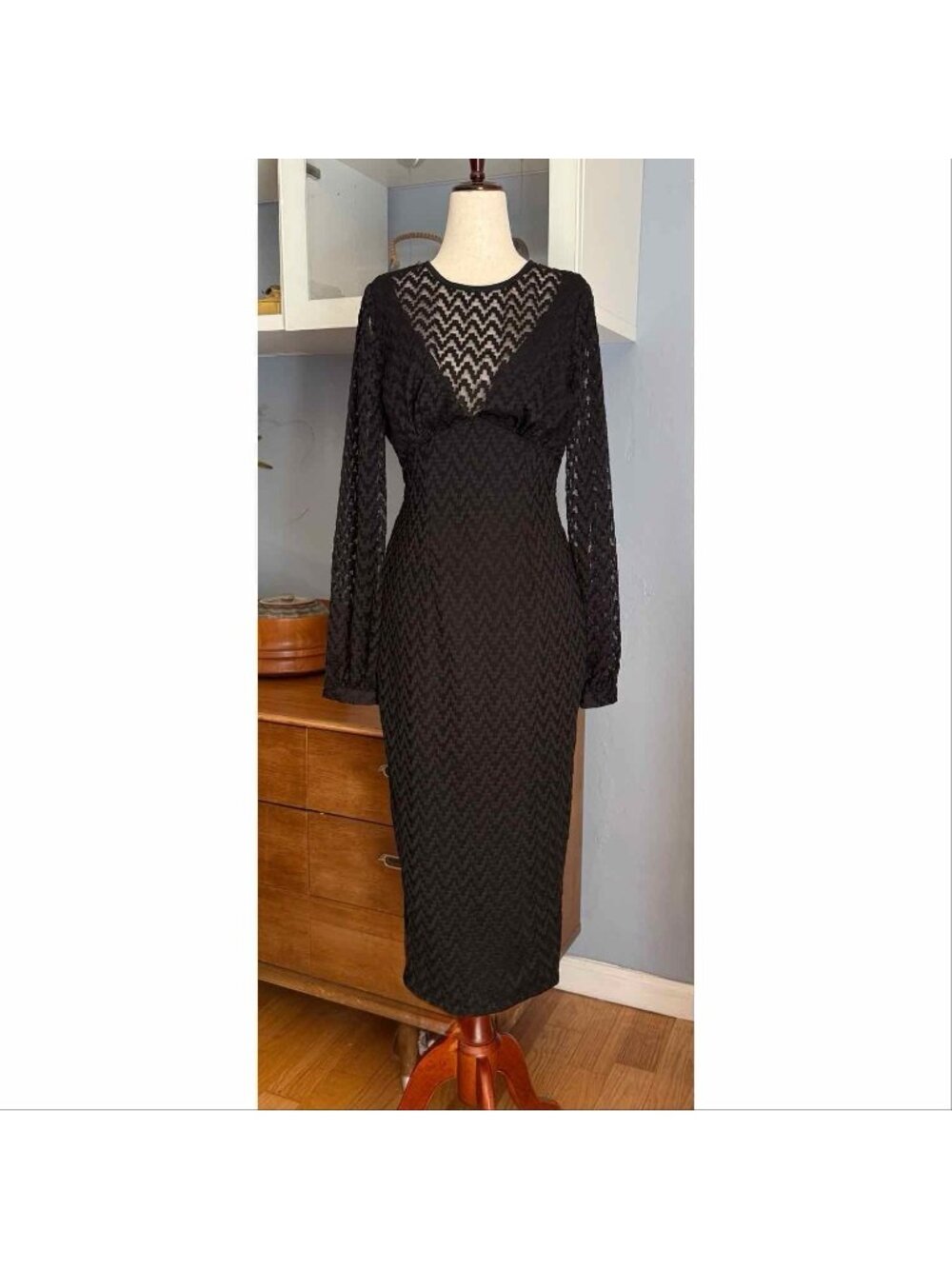 Laura Byrnes Pin Up Girl Lisa Dress Art  Deco Wiggle Black